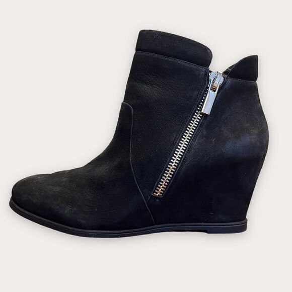 Kenneth Cole Vivian Wedge Bootie, Size 11M Black - Picture 4 of 15